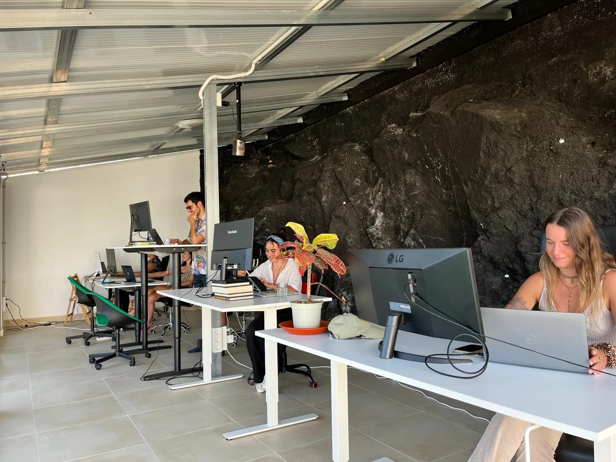 Coworking space with sea views at Blue Paradise.