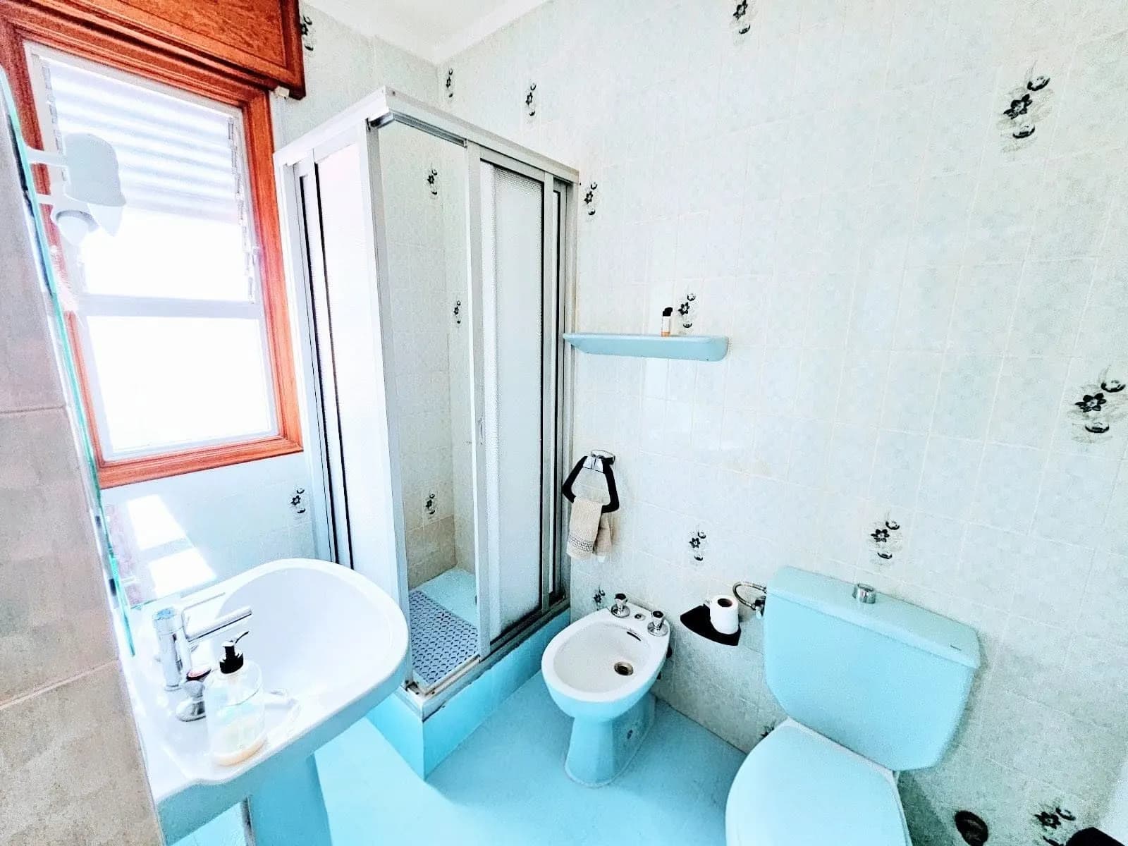 Banana Room at Blue Paradise, private room photo 4.