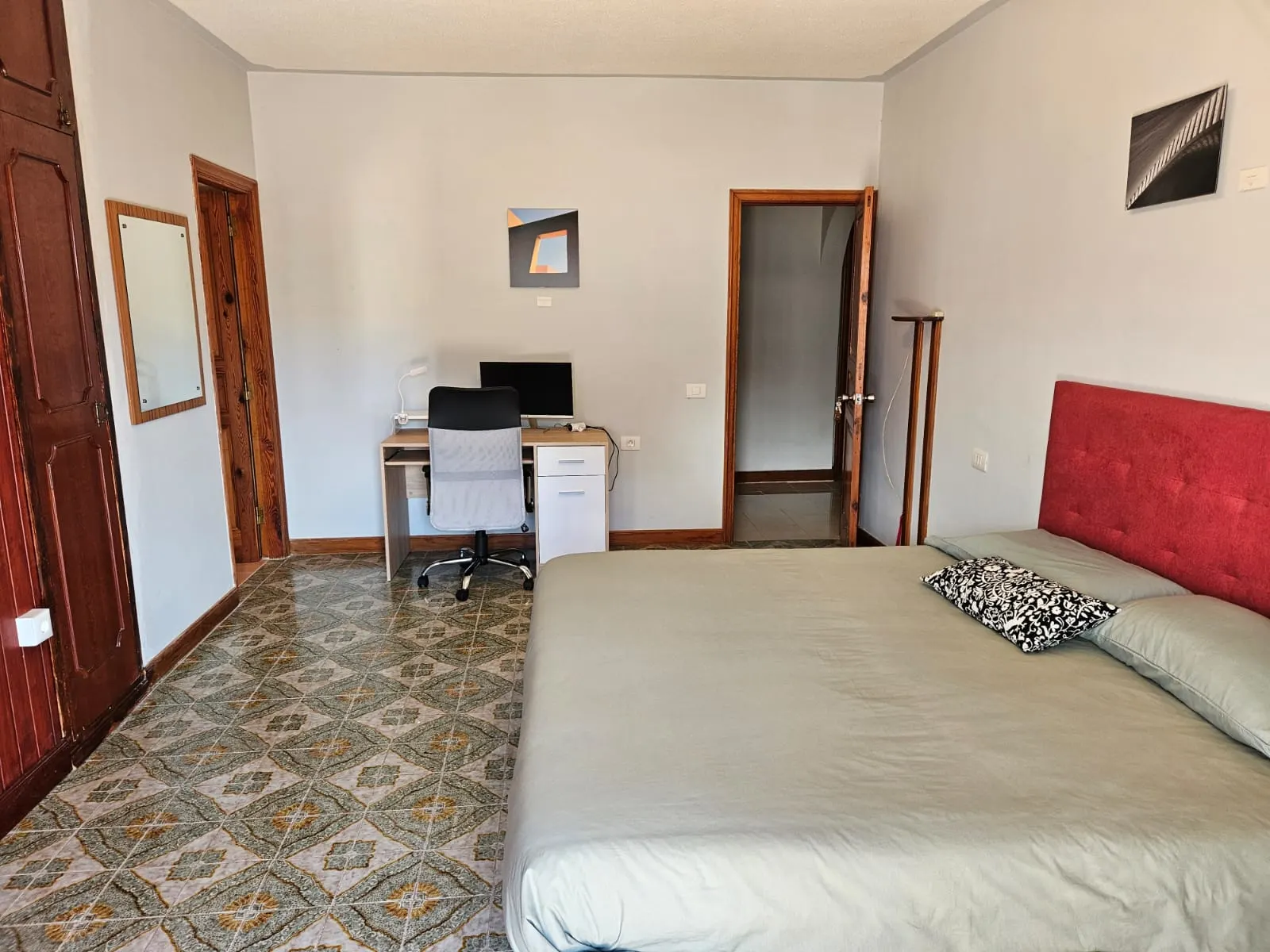 Mango Room at Blue Paradise, private room photo 3.